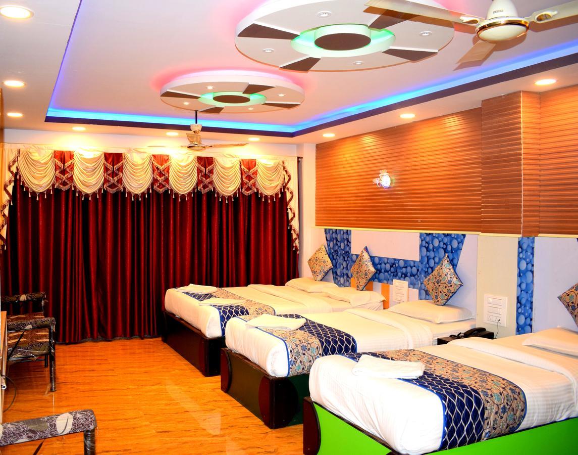 Hotel Kaveri Palace Майсур Экстерьер фото